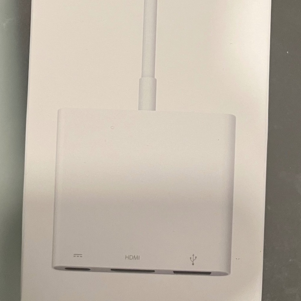 Apple USB-C Digital AV Multiport Adapter
